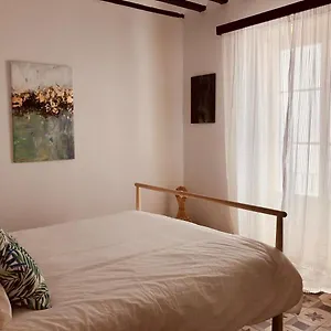 La Moderna Apartment